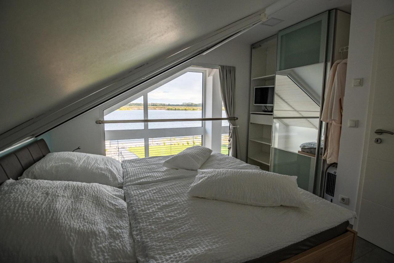 Mein Beach House Lobnitz  エクステリア 写真